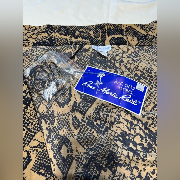 VINTAGE ROSE MARIE REID WRAPPED AROUND SKIRT - Picture 3 of 8